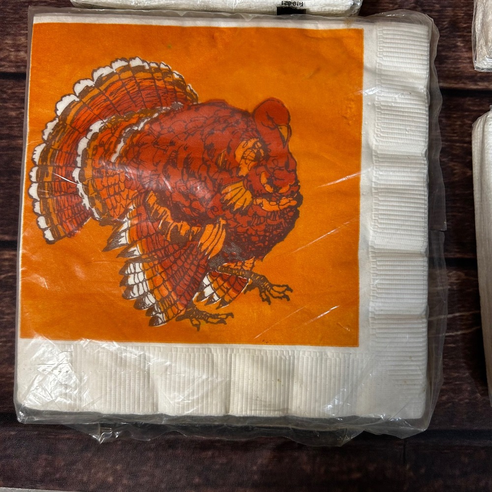 Vintage Holiday Napkin Lot Hallmark Christmas Thanksgiving Easter Autumn 6 Packs - Picture 8 of 13